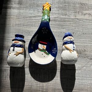 Christmas snowman salt and pepper shaker set and spoon rest
